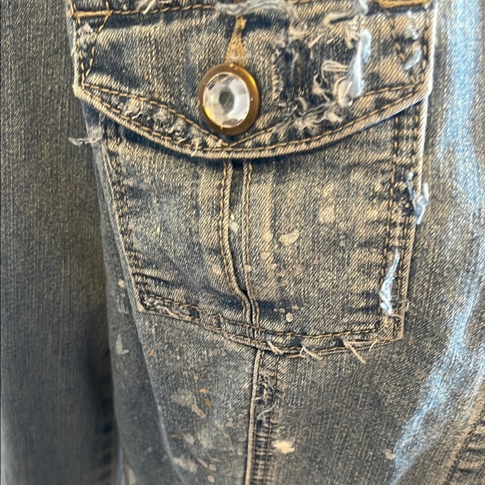 Custom Painted Denim Jacket!! - image 2